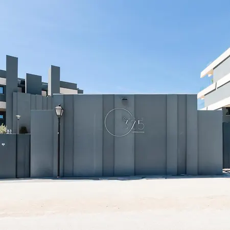 公寓 Oasis 325 First Floor
